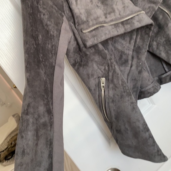 Jacket - Picture 3 of 3